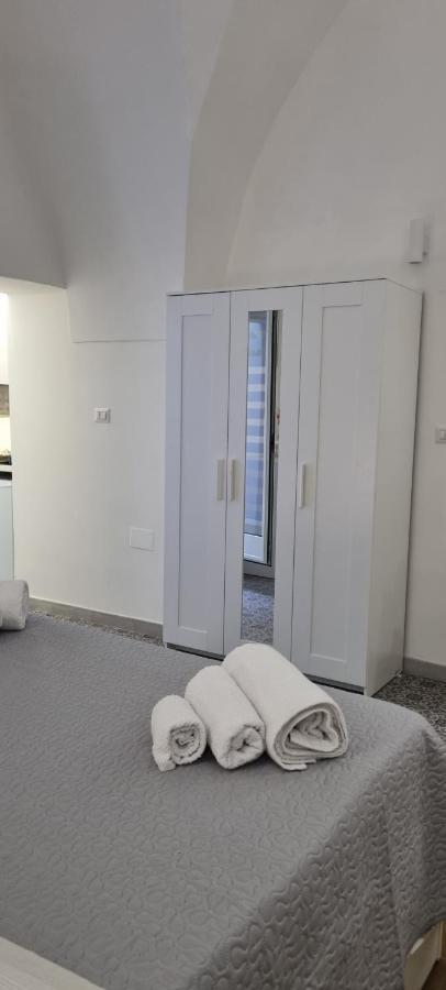 Amarcord Apartment Бриндизи Екстериор снимка