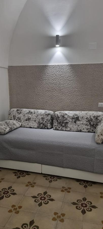 Amarcord Apartment Бриндизи Екстериор снимка