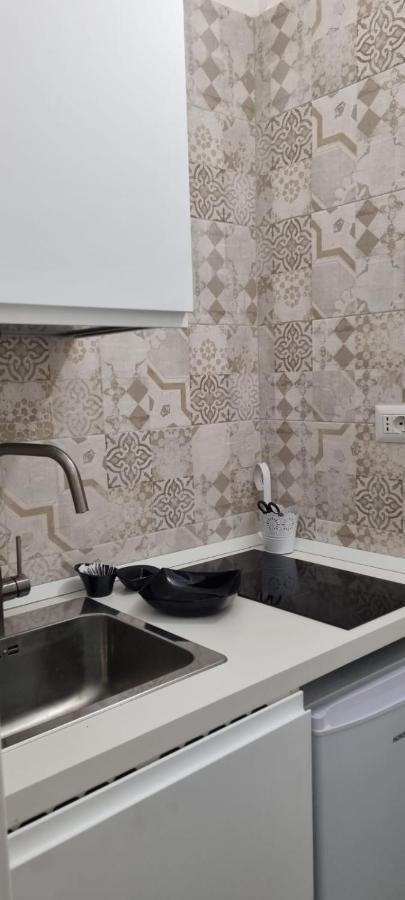 Amarcord Apartment Бриндизи Екстериор снимка